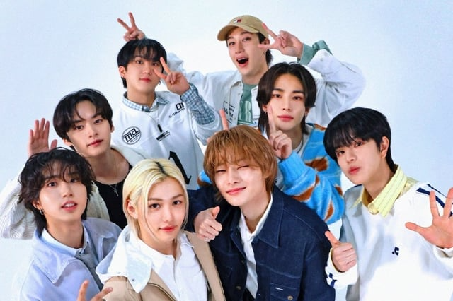 STRAYKIDS
